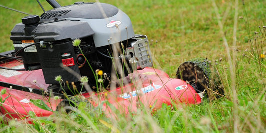 battery monitor for lawn mower